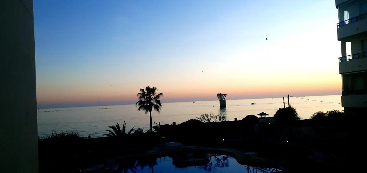 Apartment First Beach Line Marbella