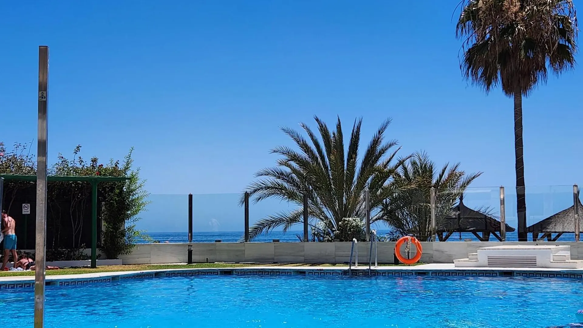 First Beach Line Marbella 0*,